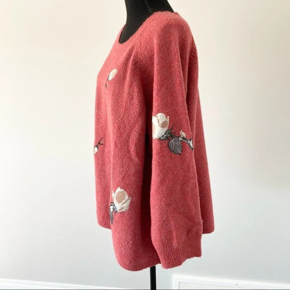 Gabrielle Molly Bracken Floral  Ribbed Sweater - Picture 3 of 16